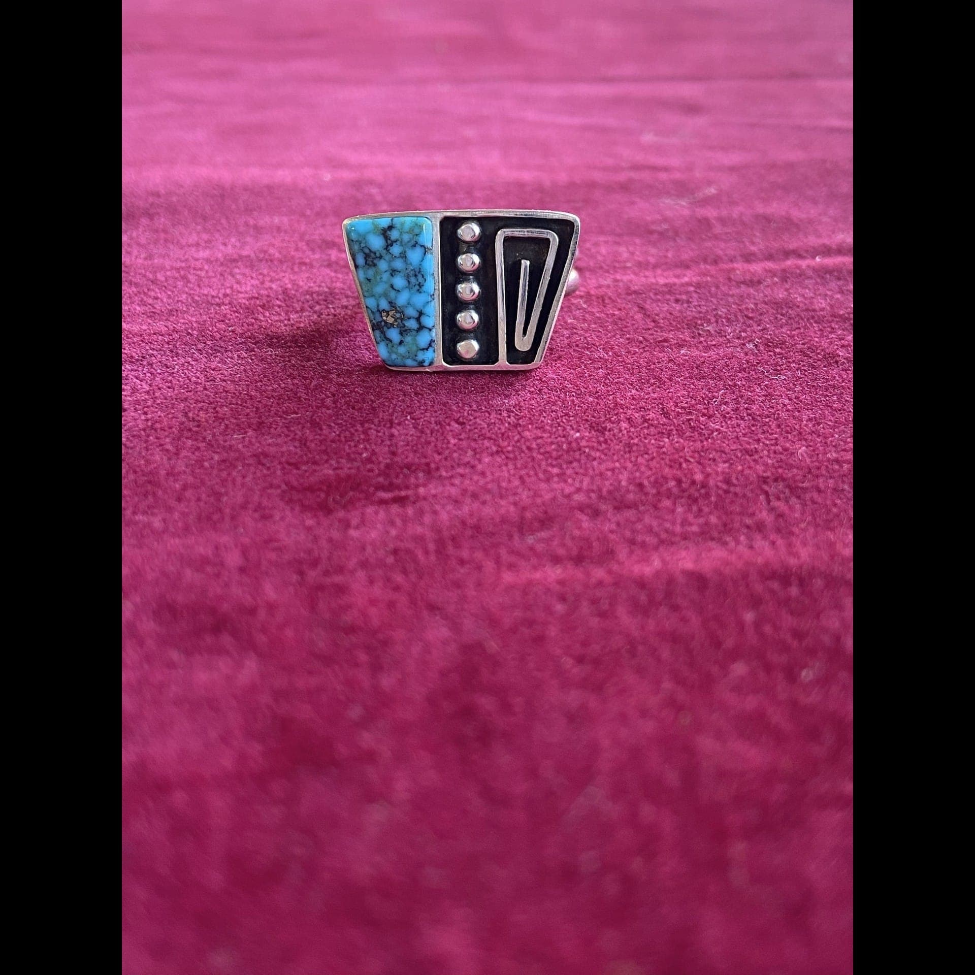 Alberta wire ring